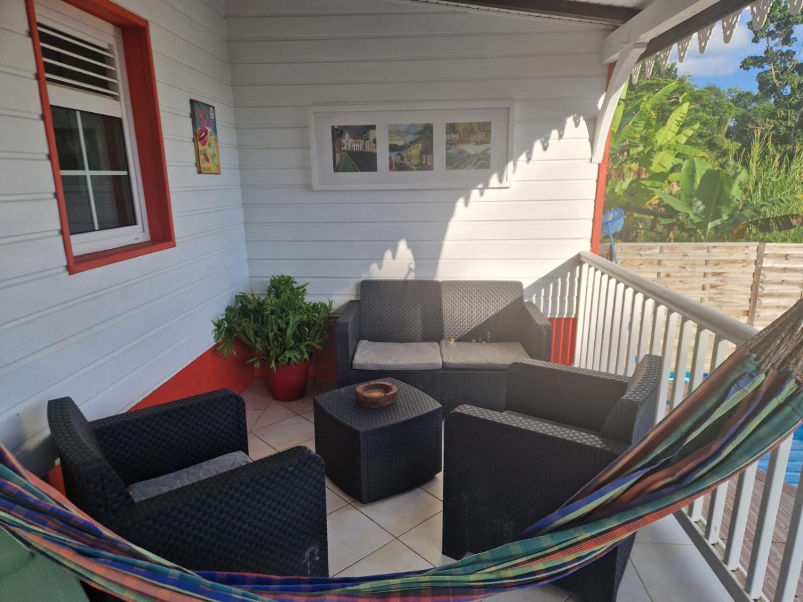 Bungalows Corail, F3 Avec Piscine A Sainte Luce Sainte-Luce Exterior foto